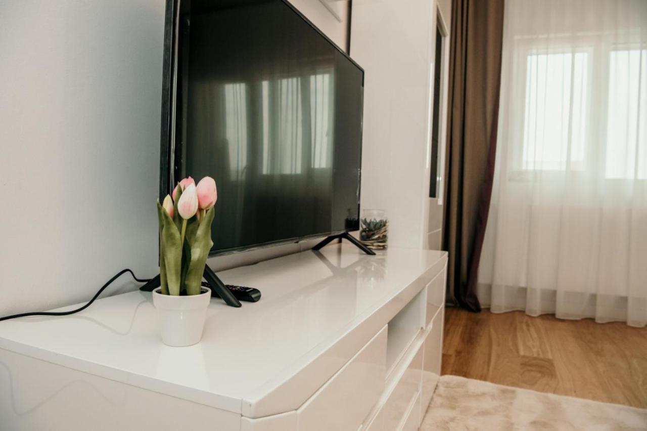 Apartament De Lux Ultramodern In Zona Centrala Temeşvar Dış mekan fotoğraf